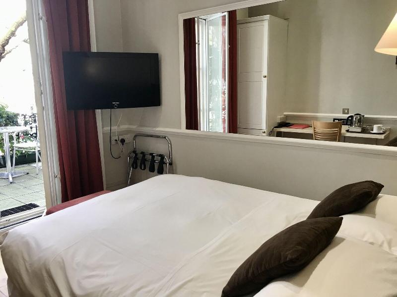 Rhodes Hotel - Oda