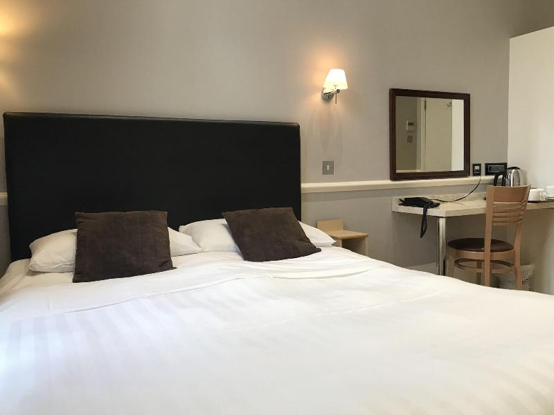 Rhodes Hotel - Oda