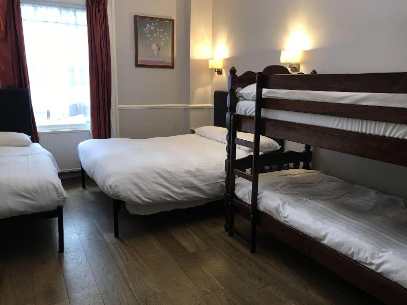 Rhodes Hotel - Oda