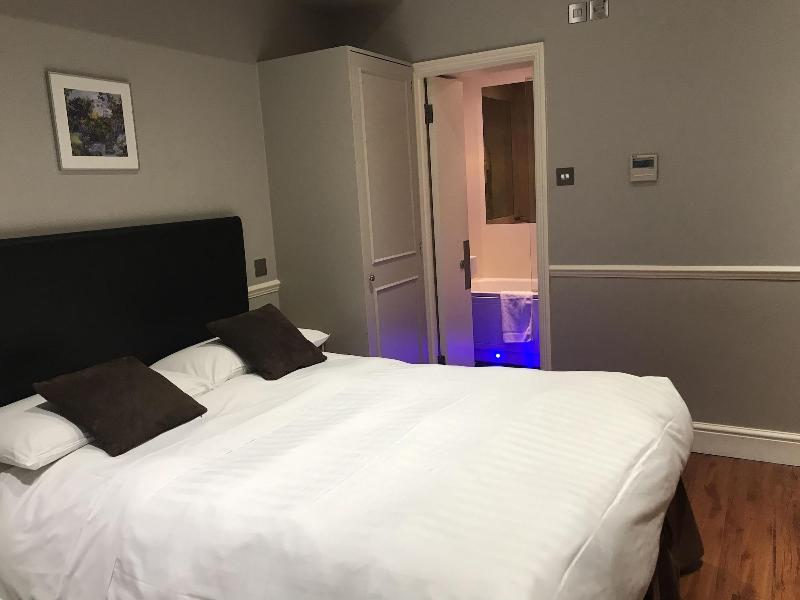 Rhodes Hotel - Oda