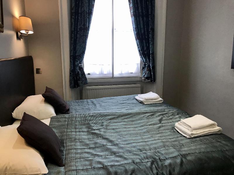 Rhodes Hotel - Oda
