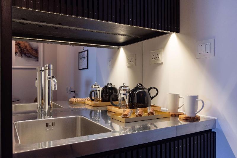 La Suite West - Hyde Park - Oda