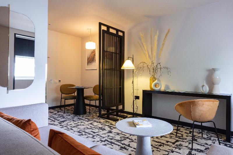 La Suite West - Hyde Park - Oda