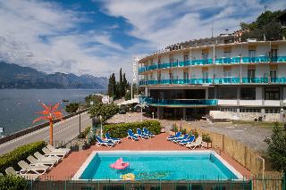 Hotel Caribe by Double Hospitality