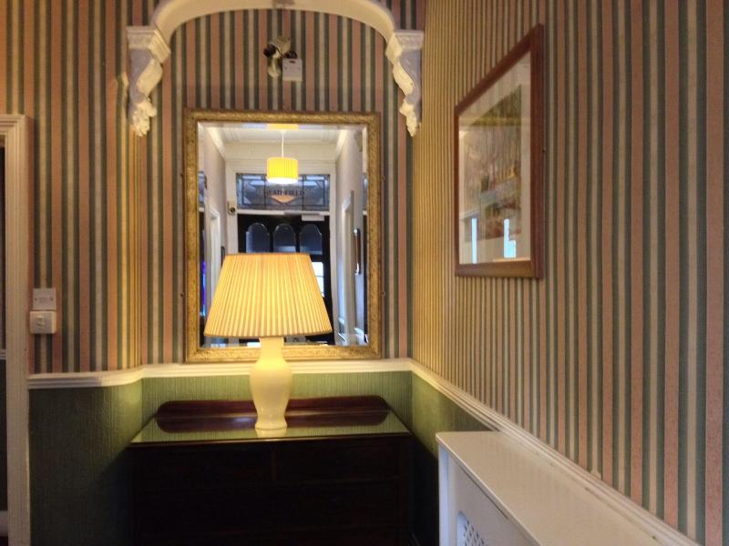Glenlyn Guest House - Lobi