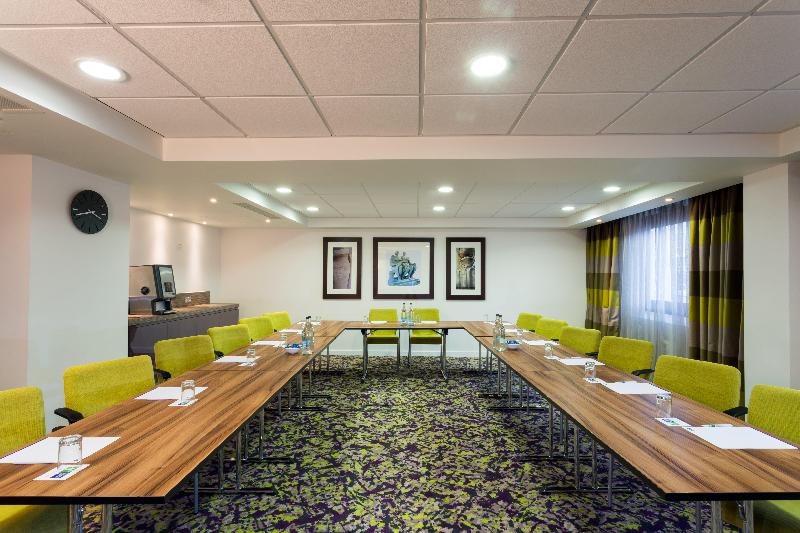 Holiday inn Express Harlow - Toplantı