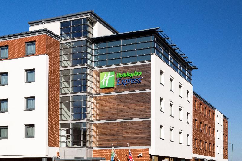Holiday inn Express Harlow - Genel