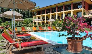 Villa Madrina Lovely and Dynamic Hotel