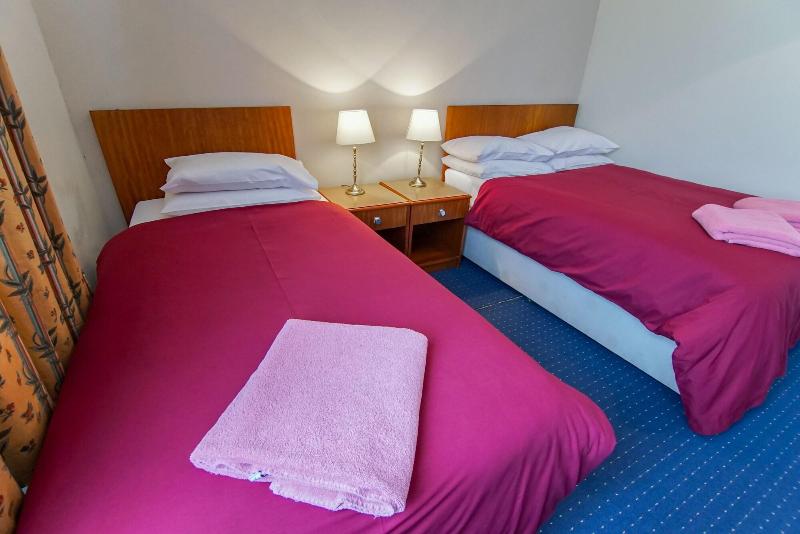 Avoca House Hotel - Oda