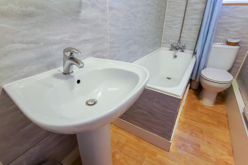 Avoca House Hotel - Oda