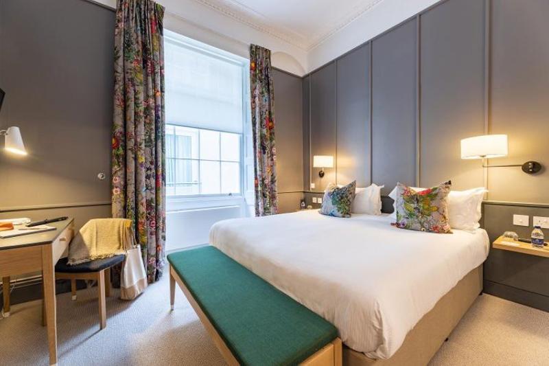 The Goodenough Hotel London - Oda