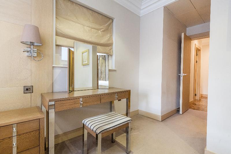 Claverley Court Apartment Knightsbridge - Oda