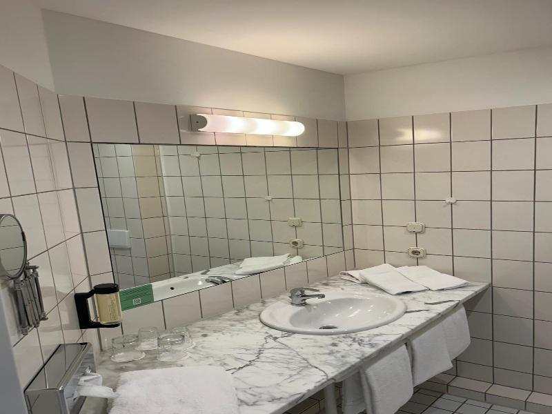 Heide Hotel Reinstorf - Genel