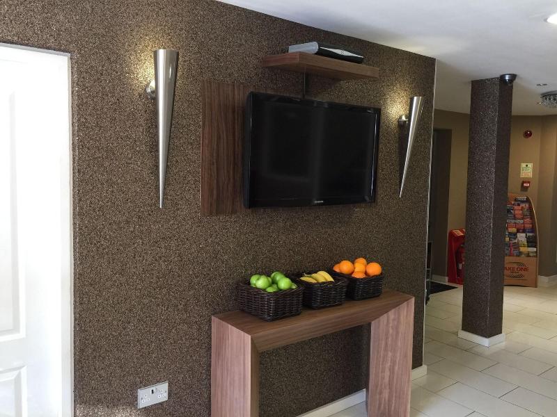 Prince Regent Excel - Lobi