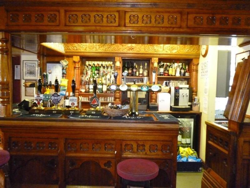 The Red Lion - Bar