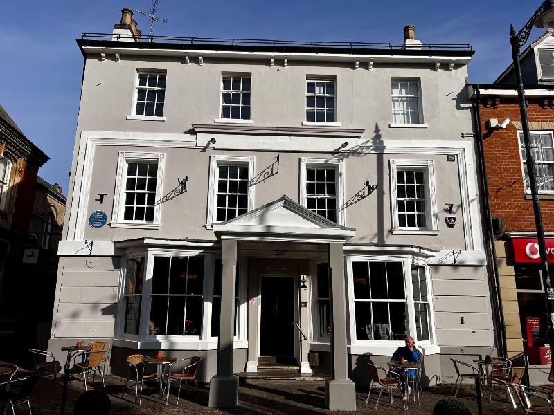 The Red Lion - Genel