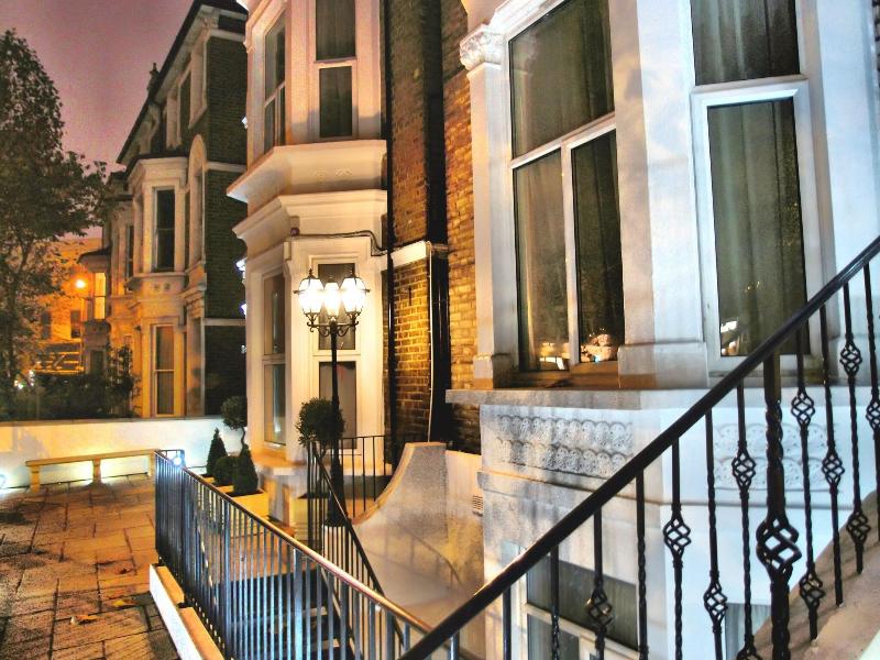 Hotel 65 & Annexes - Genel