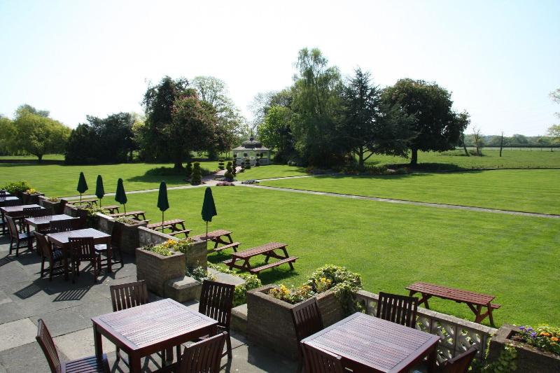 Thornton Hall Classic - Oda