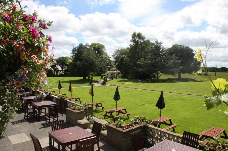 Thornton Hall Classic - Oda
