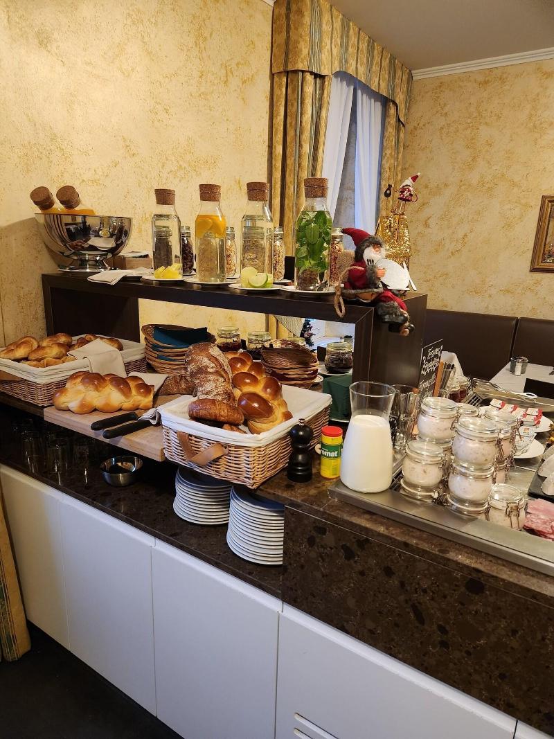 Garni Millennium Hotel Locarno - Restoran