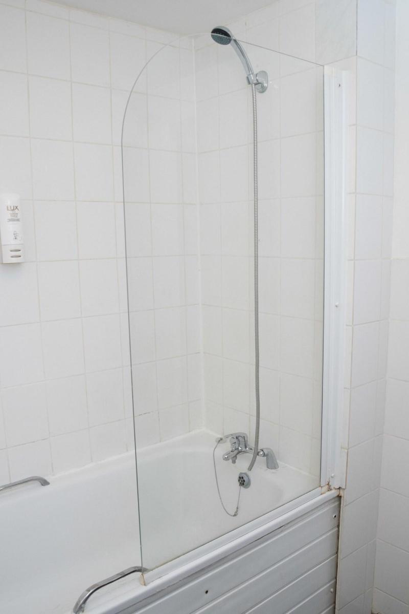 Rose Court Marble Arch - Oda