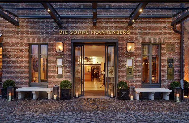 Die Sonne Frankenberg - Lobi