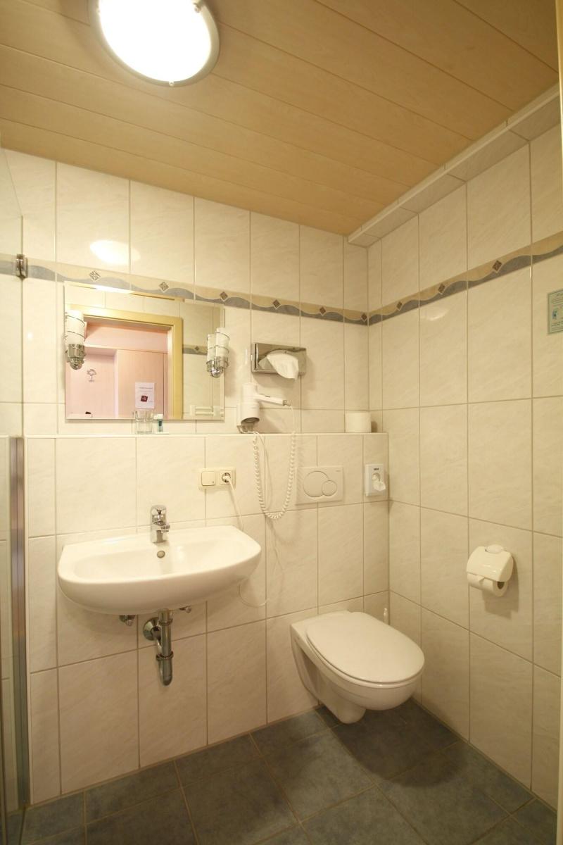 Hotel-Cafe Hanfstingl - Oda