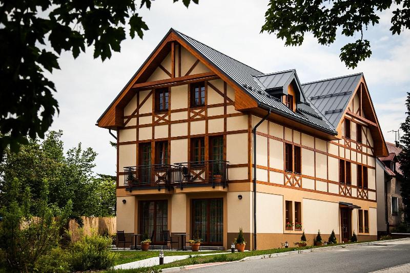 Morris Golfhotel - Genel
