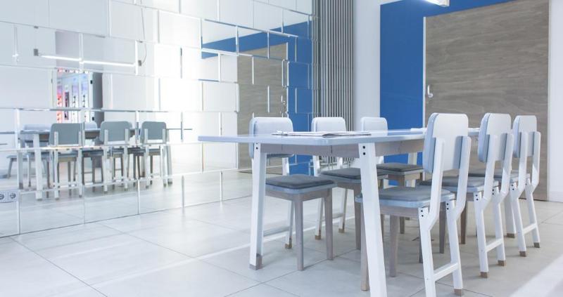 Hip Hotel St. Martenslane Maastricht - Genel