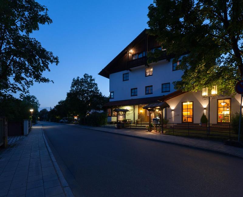 Hachinger Hof - Genel
