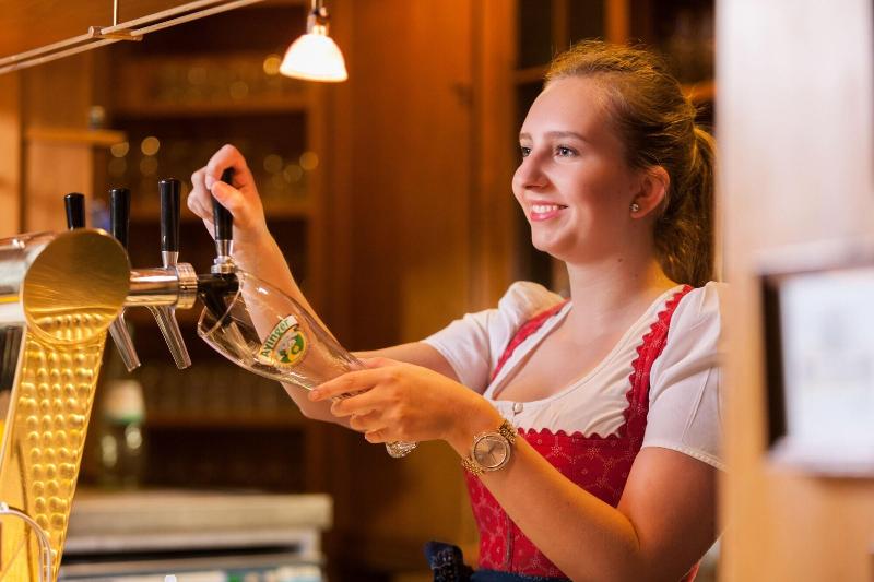 Hachinger Hof - Restoran