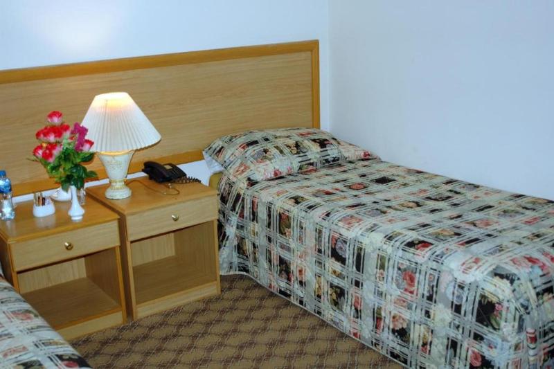 OYO 142 Al Sharqiya Sands Hotel - Oda