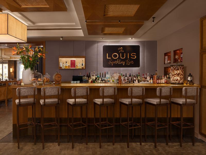 Louis - Bar