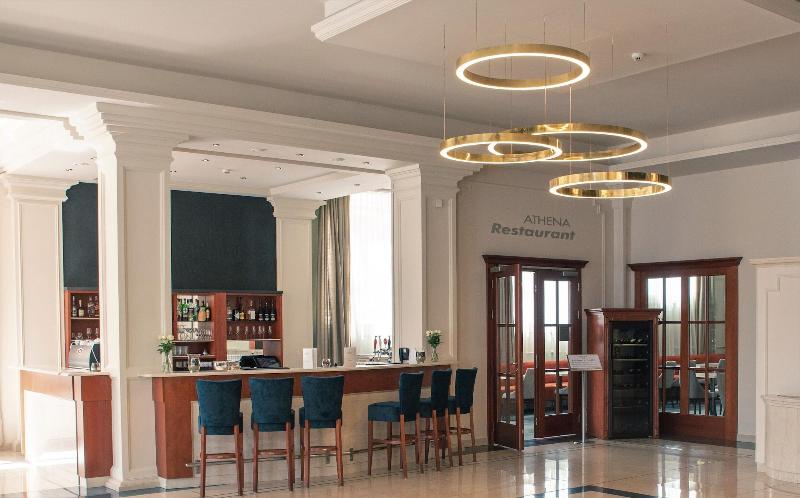 Olympia - Bar