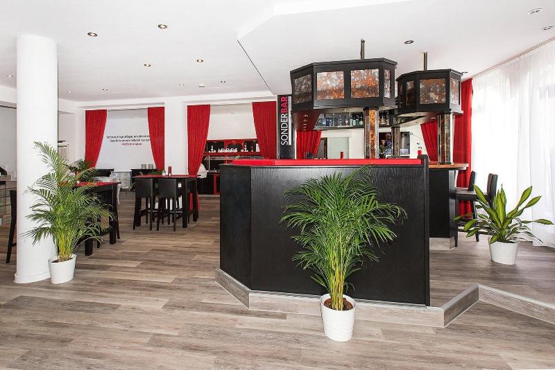 DORMERO Hotel Munchen-Kirchheim Messe - Lobi