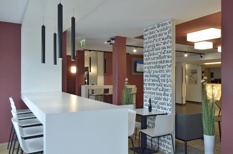 B&B Hotel München-Messe - Lobi