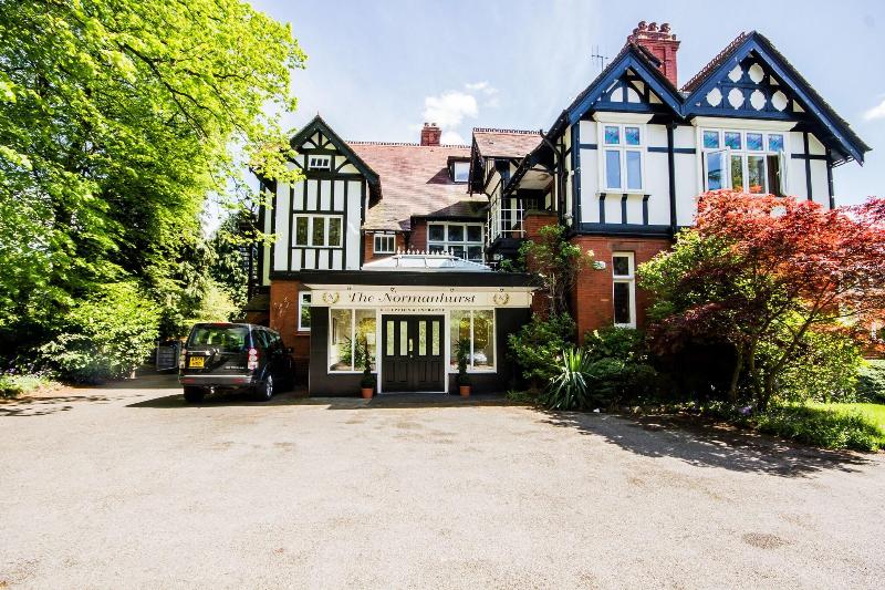The Normanhurst - Genel