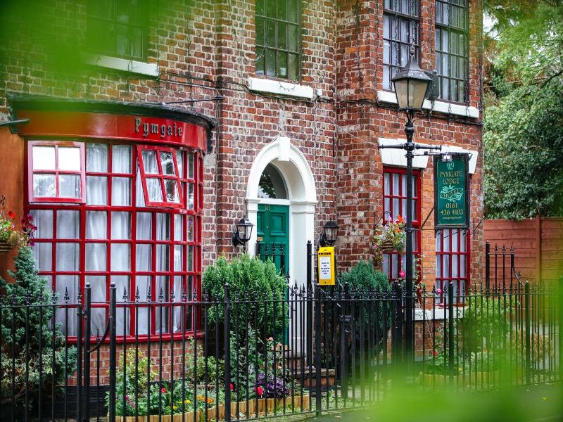 Pymgate Lodge Hotel - Genel
