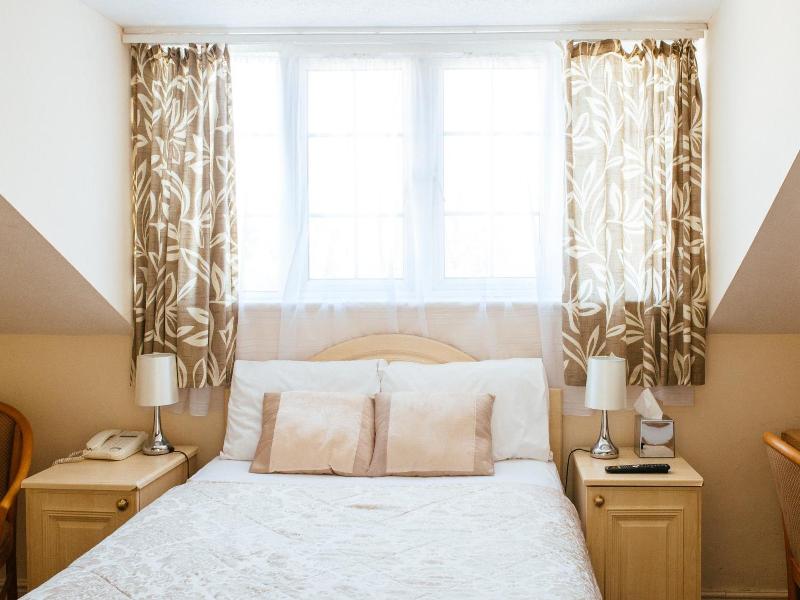 Pymgate Lodge Hotel - Genel