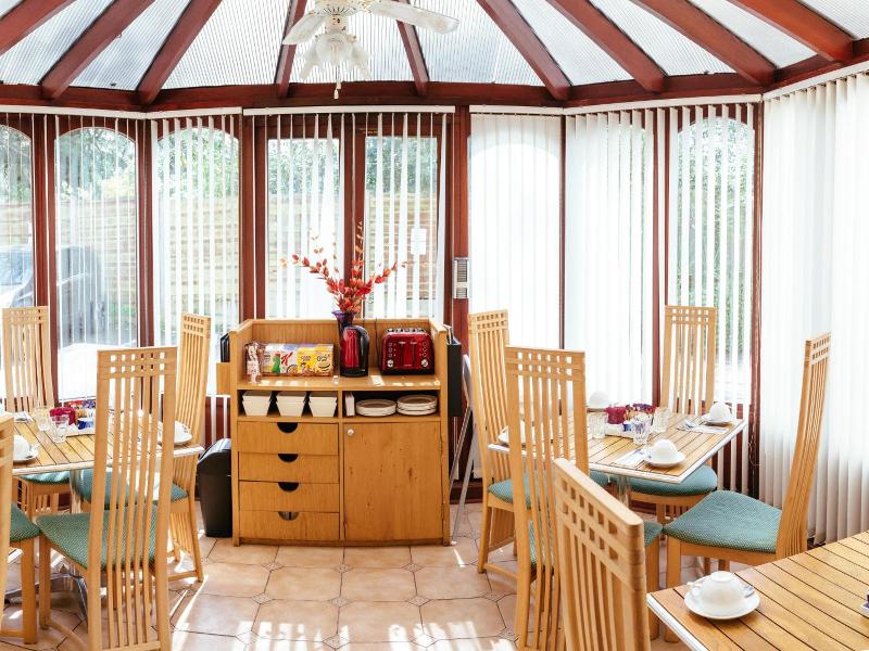 Pymgate Lodge Hotel - Genel