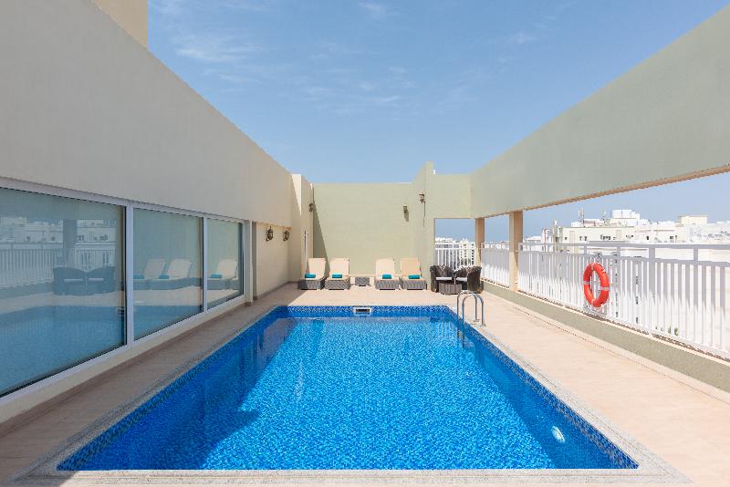 Centara Life Muscat Dunes Hotel - Havuz