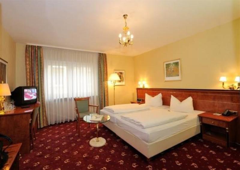 Rhein-Neckar Hotel - Genel