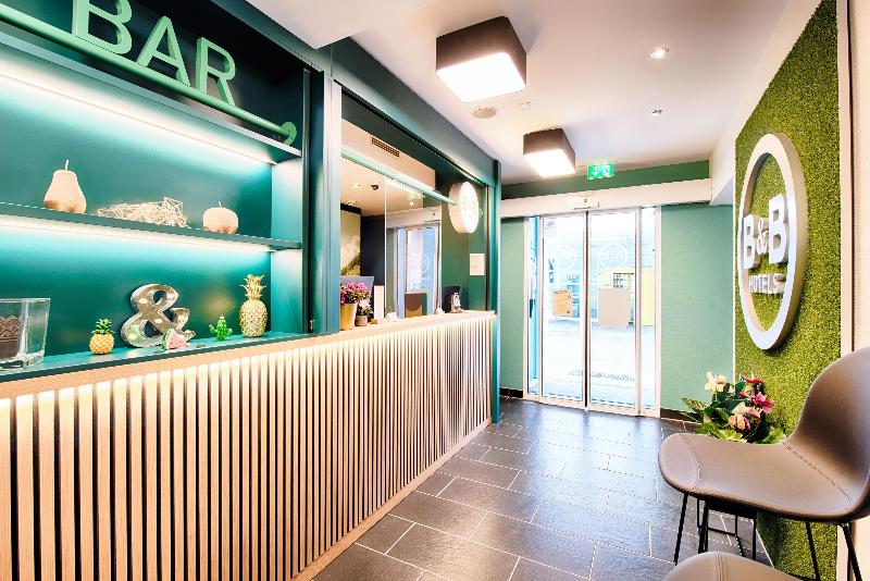 B&B Hotel München-Putzbrunn - Lobi