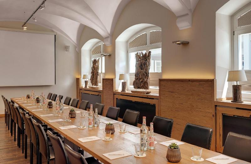 Alpen München - Toplantı