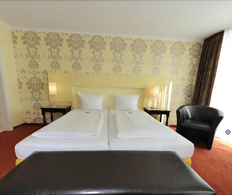 Am Rosengarten Panoramahotel - Oda