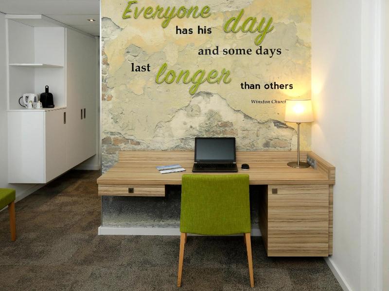 Churchill hotel Terneuzen - Genel