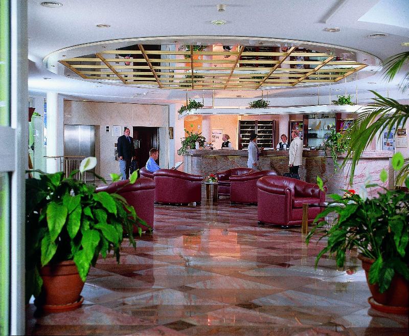 Maritim Hotel Bad Wildungen - Lobi