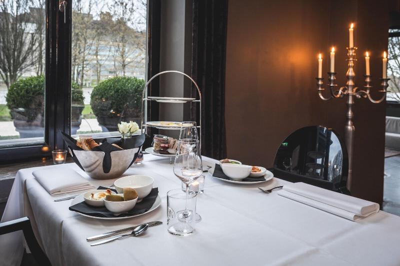 Kasteel de Hoogenweerth - Restoran