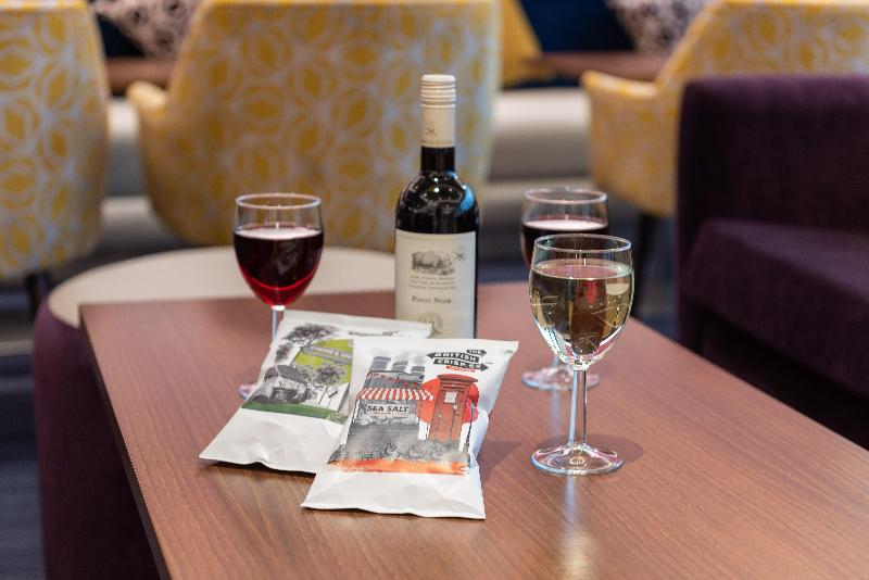 Holiday Inn Express Burnley - Bar