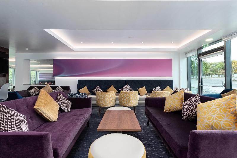 Holiday Inn Express Burnley - Genel